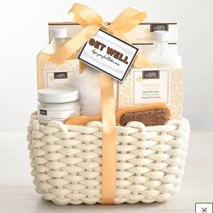New Vanilla Bliss Spa Gift Basket
